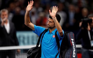 Djokovic thảm bại ở Paris, Murray thẳng tiến ngôi số 1 thế giới