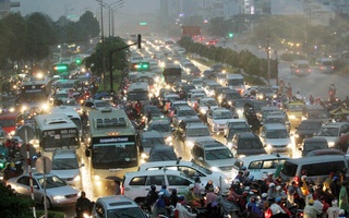Ai lái xe hơi ở Sài Gòn biết 4 nỗi khổ này
