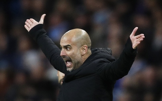 Jesus nghỉ 6 tuần, Guardiola "gào thét" với lịch thi đấu