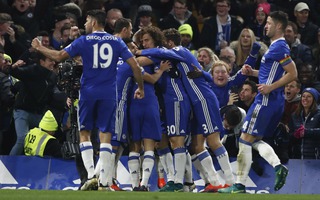 Ngược dòng thắng Tottenham, Chelsea giữ vững ngôi đầu