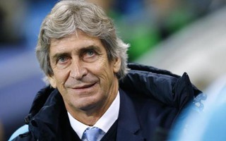 HLV Pellegrini chê ban lãnh đạo Man City thiếu khôn ngoan