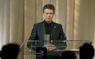 Huyền thoại âm nhạc David Bowie qua đời