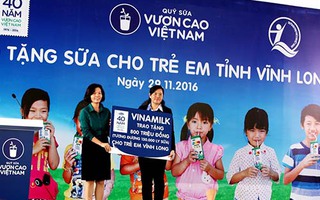 Vinamilk tặng gần 130.000 ly sữa cho trẻ em Vĩnh Long