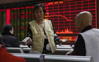 Bắc Kinh “bó tay” với kinh tế
