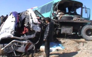 Bí ẩn vụ va chạm xe ở Afghanistan khiến 73 người chết