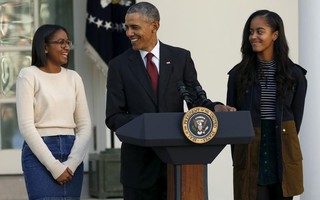 Tổng thống Obama “thoải mái” khi con gái hẹn hò