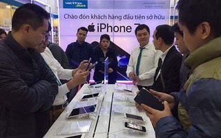 Viettel Store giao 4.000 iPhone 7 trong ngày đầu tiên
