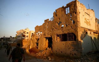 Syria: Quân chính phủ, phe nổi dậy đánh nhau ác liệt