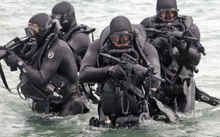 Mỹ sẽ có nữ đặc nhiệm SEAL đầu tiên?