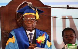Vì sao quân đội Zimbabwe để Tổng thống Mugabe xuất hiện?