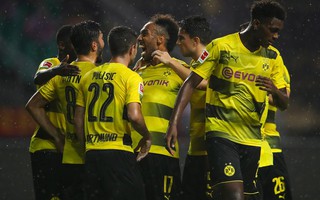 Aubameyang lập cú đúp, Dortmund hạ đẹp Milan