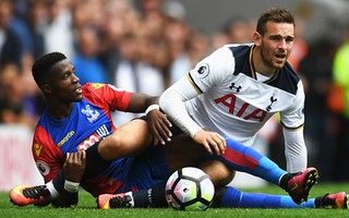 Selhurst Park giăng bẫy chờ Tottenham