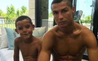 Cristiano Ronaldo muốn có 7 con