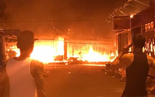 Cháy kinh hoàng ở chợ đêm Phú Quốc