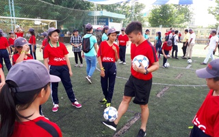 Một buổi làm thầy đáng nhớ của tuyển thủ Quang Hải