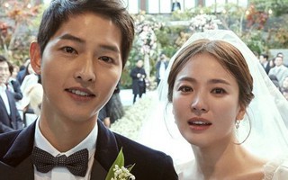 Song Hye Kyo và Song Joong Ki khoe ảnh cưới