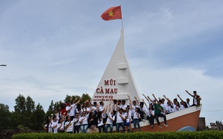 100 bạn trẻ Việt kiều về Đồng bằng sông Cửu Long dự trại hè