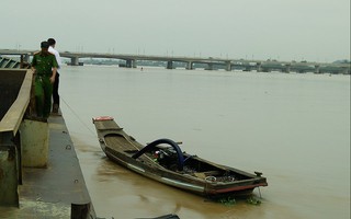 Nổ súng truy đuổi "sa tặc" trên sông Đồng Nai