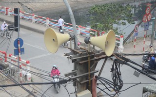 Đưa loa phường vào nhà dân: Vừa phí vừa... thô lỗ