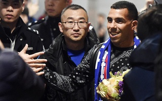 Tevez gây “sốt” ở Trung Quốc