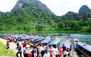 Kéo du khách đến Quảng Bình, Huế