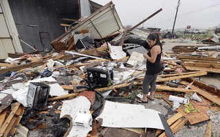 Cận cảnh đổ nát tại bang Texas sau siêu bão Harvey