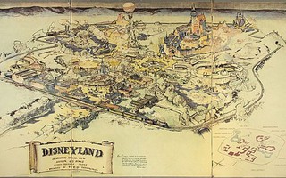 Bản đồ đầu tiên của Disneyland bán giá khủng