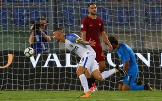 Juve ngược dòng ấn tượng, Roma thua Inter trên sân nhà