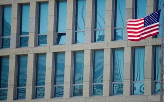 Mỹ rút hơn phân nửa nhân viên ngoại giao khỏi Cuba