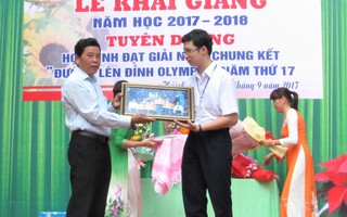 Quảng Trị: Tuyên dương quán quân Olympia năm 2017 Nhật Minh