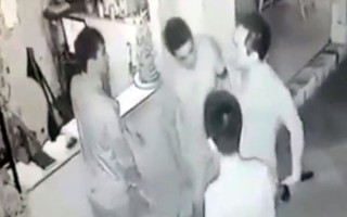 Làm rõ vụ rút súng dọa bắn người tại quán cà phê ở Biên Hòa