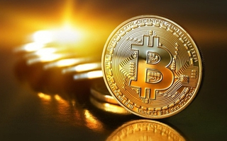 Dân“cày” bitcoin tiết lộ sốc