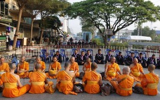 Tranh cãi về người chết trong ngôi chùa có trụ trì "rửa tiền"