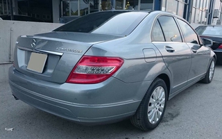 Mercedes C200 đời 2008 giá bằng Kia Morning mới