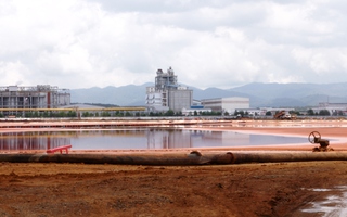 Dân tố Nhà máy Bauxite Tân Rai xả thải