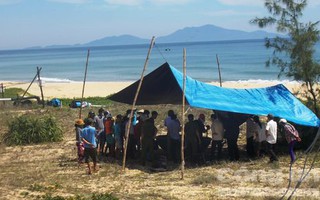 Truy tìm tung tích nạn nhân chết trên biển, mất 2 răng cửa