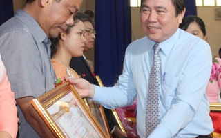 Truy tặng danh hiệu cho 38 mẹ Việt Nam anh hùng