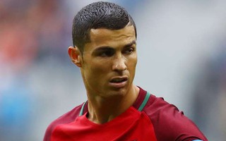 Vidal khiêu khích Ronaldo trước đại chiến Chile - Bồ Đào Nha