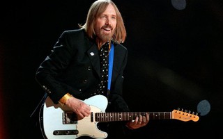 Biểu tượng nhạc rock Tom Petty đột tử tuổi 66