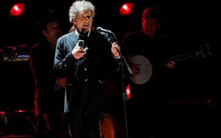 Bob Dylan bị tố vay mượn nhiều trong bài phát biểu gửi giải Nobel