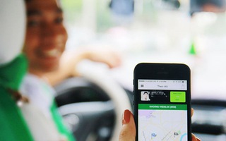 Uber, Grab kinh doanh kiểu “đốt tiền”, taxi truyền thống sao cạnh tranh lại