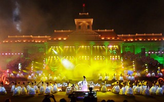 Ngắm pháo hoa, uống bia miễn phí tại Festival Biển Nha Trang 2017