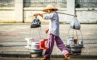 Khốn khổ hàng rong!