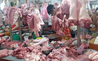 Thị trường thịt 18 tỉ USD, sao để người nuôi heo kêu cứu?
