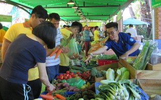Chợ phiên nông sản cho thị dân