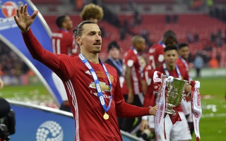 Zlatan Ibrahimovic: Nếu Man United cần, tôi sẵn sàng cống hiến