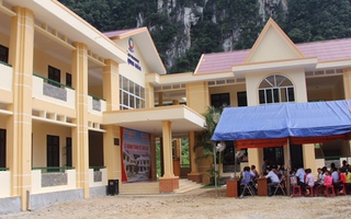 Vietnam Airlines xây trường tặng học sinh vùng cao Quảng Bình