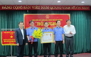 Vụ “cà phê Xin Chào” là bài học xương máu