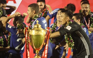 Quảng Nam mở hội trong ngày lên ngôi vương V-League