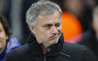 HLV Mourinho “đá  đểu” Jurgen Klopp